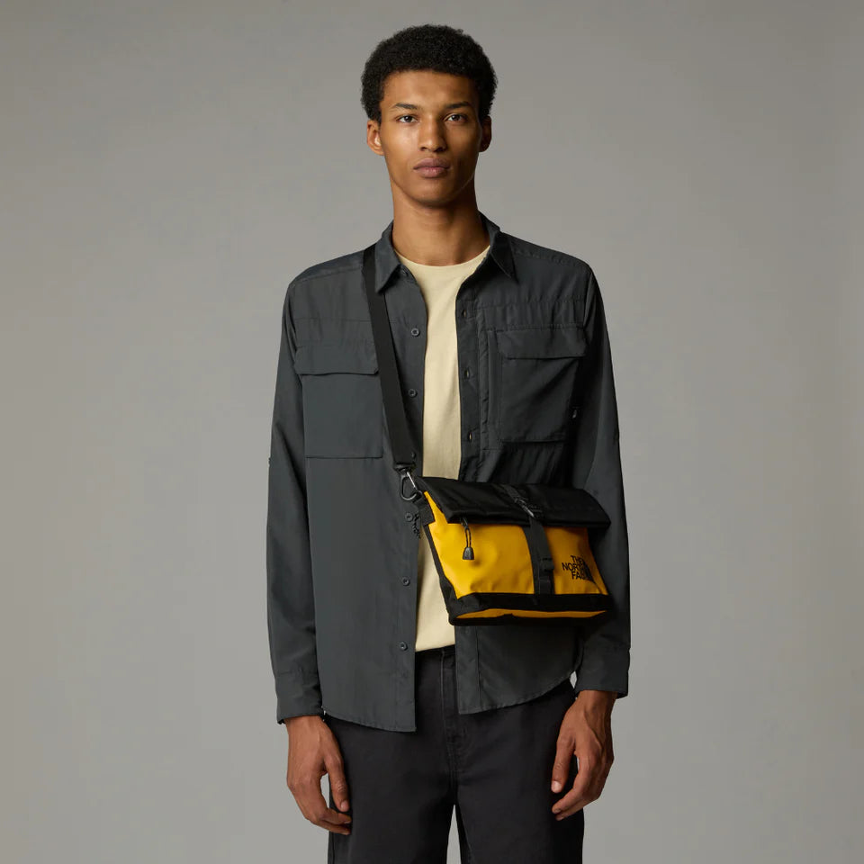 THE NORTH FACE - BASE CAMP SHOULDER BAG