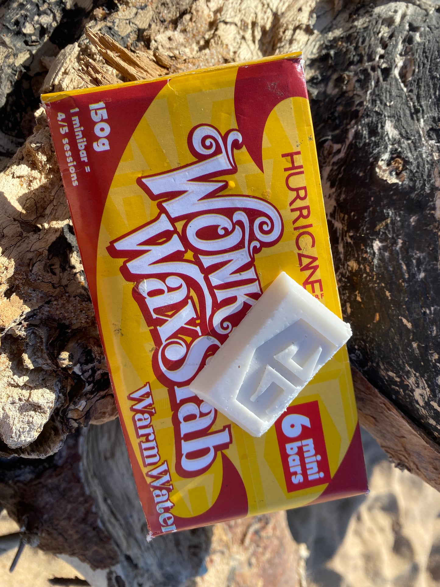 HURRICANE SURF - Chocolate Bar Snap off wax 150G