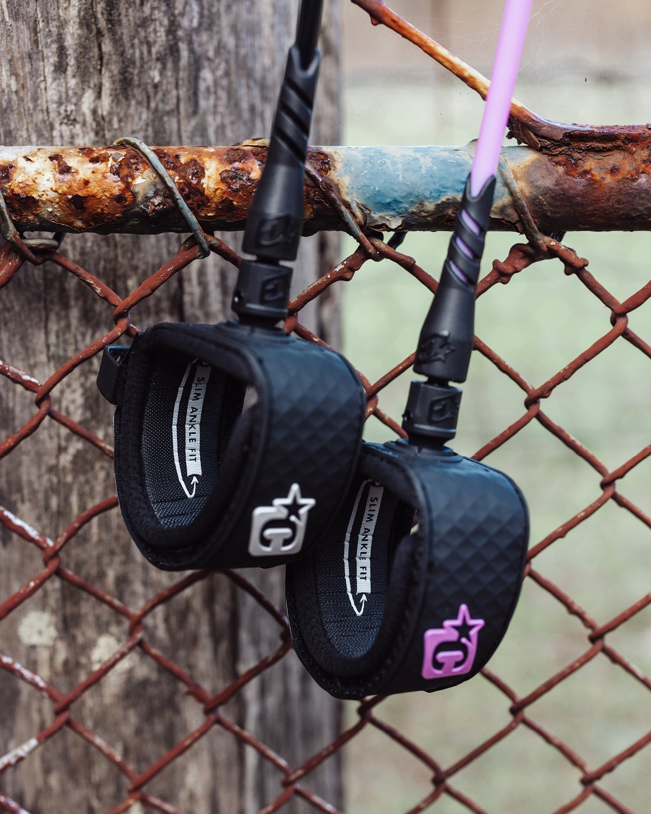 CREATURES OF LEISURE - RELIANCE PRO 6 SLIM FIT LEASH