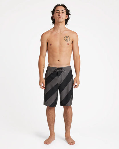 VOLCOM - Manic 2 Boardshort 20"