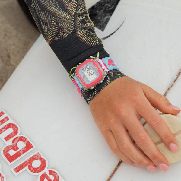 Freestyle Watches - Caroline Surfin' USA (Shark Classic Leash)