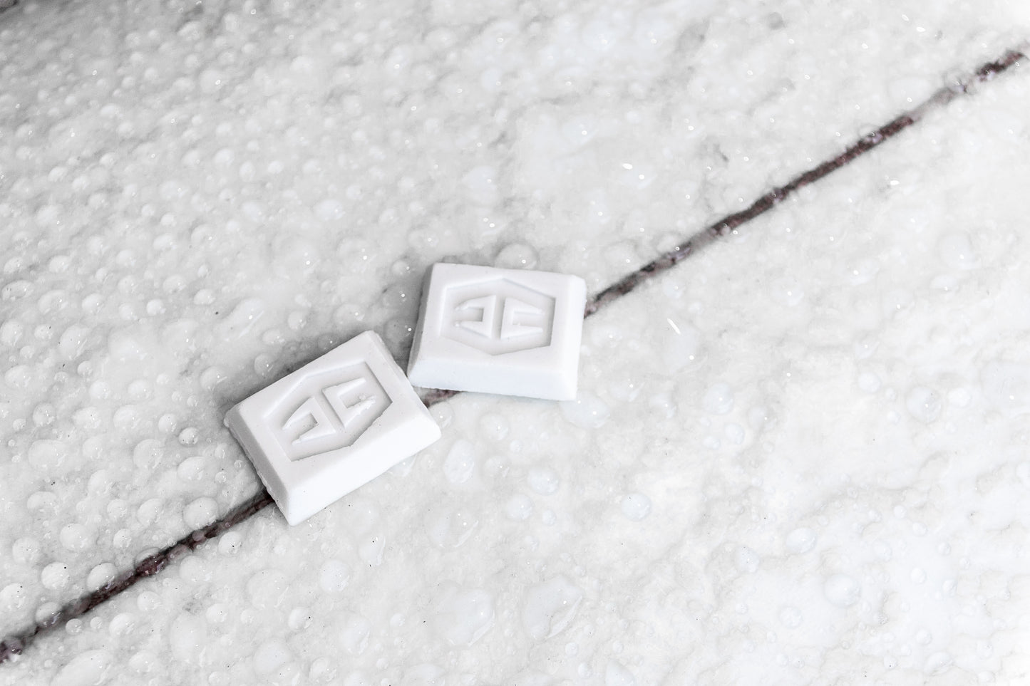 Hurricane Chocolate Snap Wax Bar - Pollywog