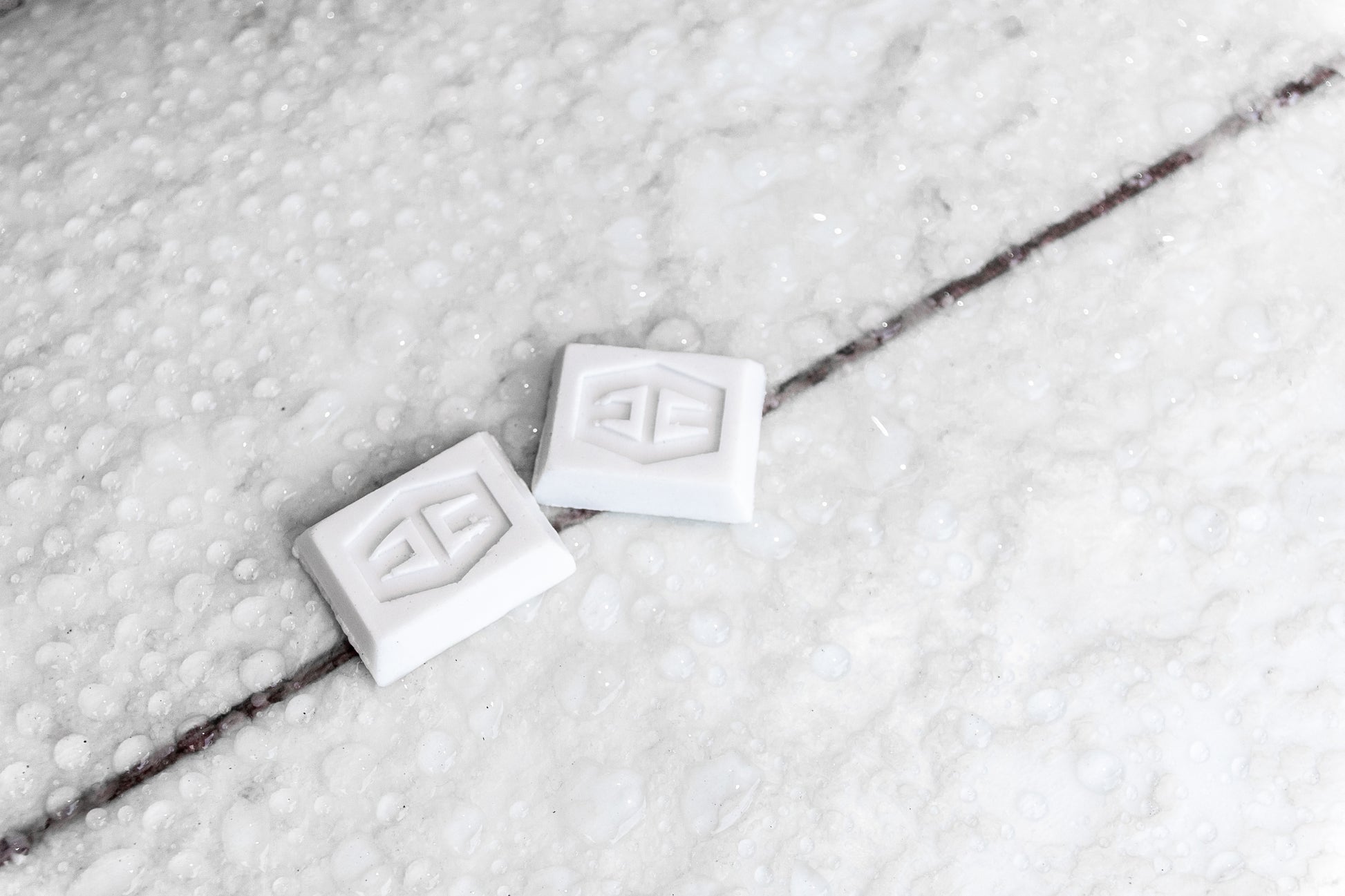 Hurricane Chocolate Snap Wax Bar - Pollywog